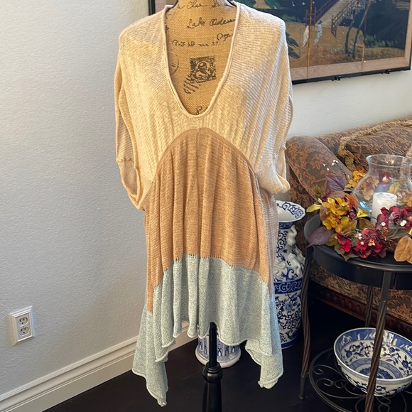 Free People “Storm Clouds” knit weave pullover top - Picture 3 of 13